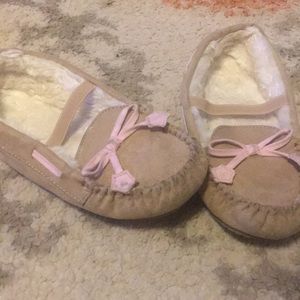 Girls moccasins